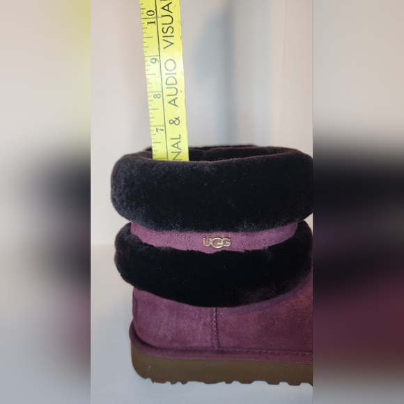 Ugg Limited Edition Fluff Mini Belted Boots Size 9 No Box - Picture 12 of 13